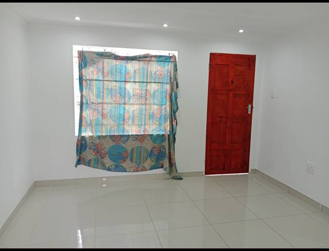 2 BEDROOM HOUSE FOR SALE IN NORTHDALE